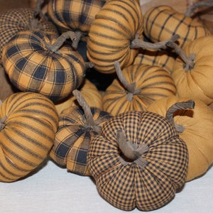 Handmade Fabric Pumpkins Homespun Pumpkin Spice Mix Pumpkin Guards Prims Choose Fall Autumn Bowl Filler Tiered Tray Decor Primitives Harvest