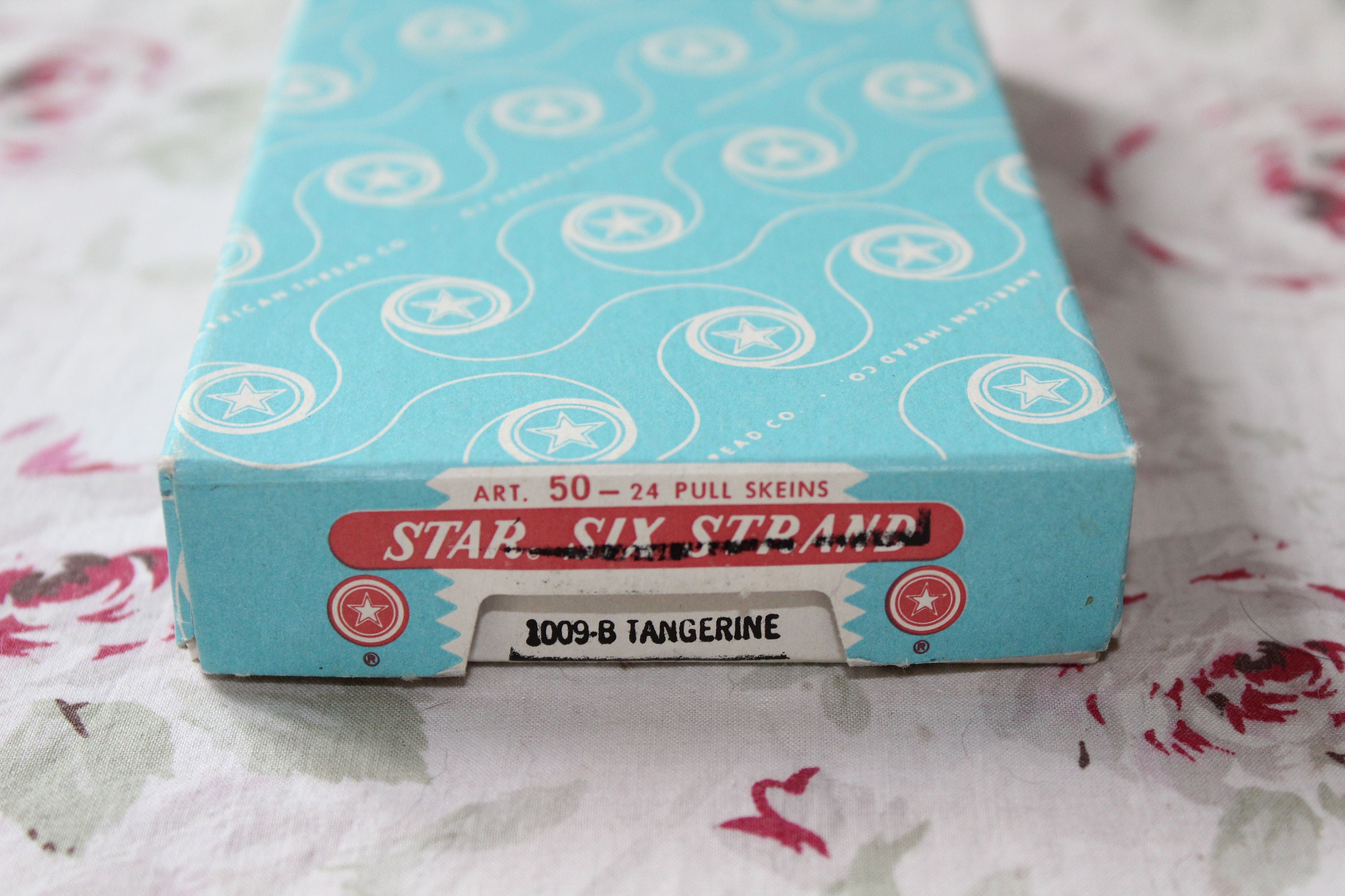 Sewing & Needlecraft 2 Skeins 1009B Tangerine Vintage Star Six Strand