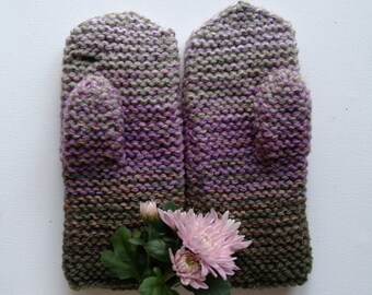 Purple Grey Ombre mittens, hand knit for women, rustic knit, touchscreen gloves. For left handed. Warm winter accessory. READY TO SHIP