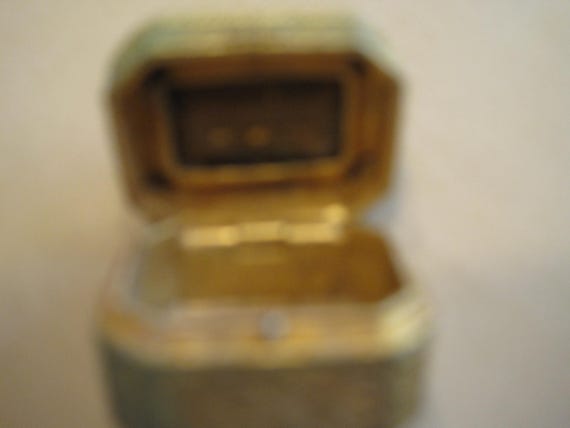 2 small antique boxes for small pieces of jewelry - image 4