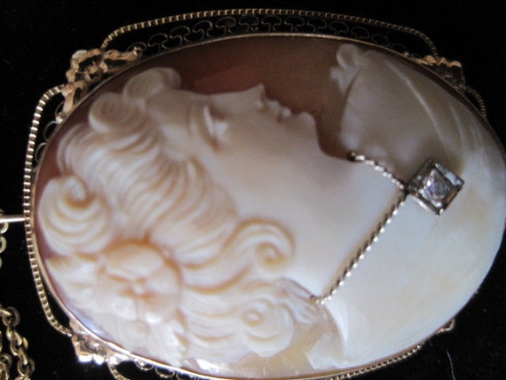 antique cameo on chain, 14 kt - image 2