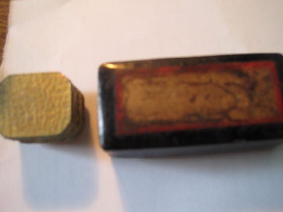 2 small antique boxes for small pieces of jewelry - image 7