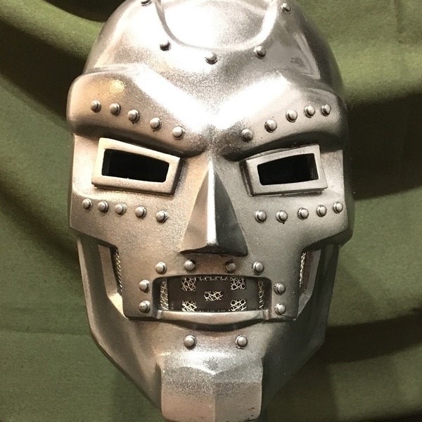 DOCTOR DOOM HELMET - 1/1 fully wearable!