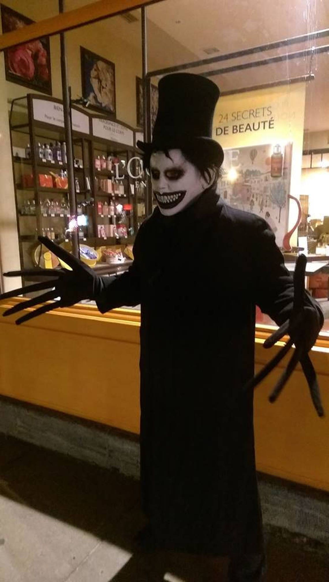 Babadook ..... latex mask | Etsy