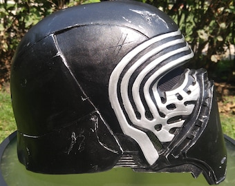 Casco Kylo Ren: ¡terminado y listo para usar!