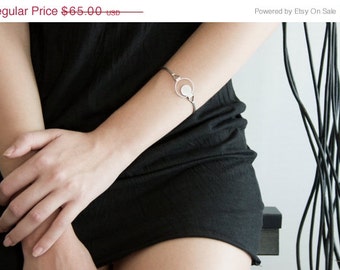 On Sale 25% OFF Circle Silver Bracelet, Minimalist Jewelry, Thin Green Olive Leather Bracelet, Dainty Feminine Modern Jewelry