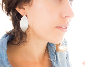 Leaf Earrings, Brushed Silver Earring, Elegant and Feminine Jewelry ,Plain Silver Earrings, Boho Bohemian, Nature jewelry Gift for Her