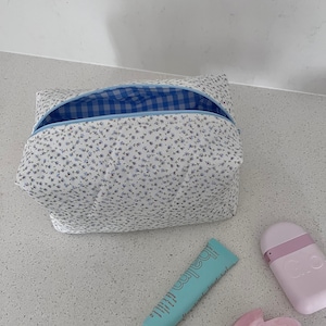Handmade Quilted  Makeup Bag - Blue Floral - Cosmetic Bag, Toiletry Bag, Make up bag, Floral makeup bag, makeup bag floral Gifts for her