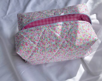 Handmade Quilted Makeup Bag - Pink Blue Floral - Cosmetic Bag, Toiletry Bag, Make up bag, Floral makeup bag, Gifts for her