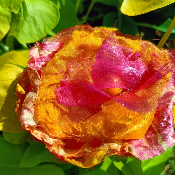 broche fleur ÉLASTIQUE CHEVEUX en organza