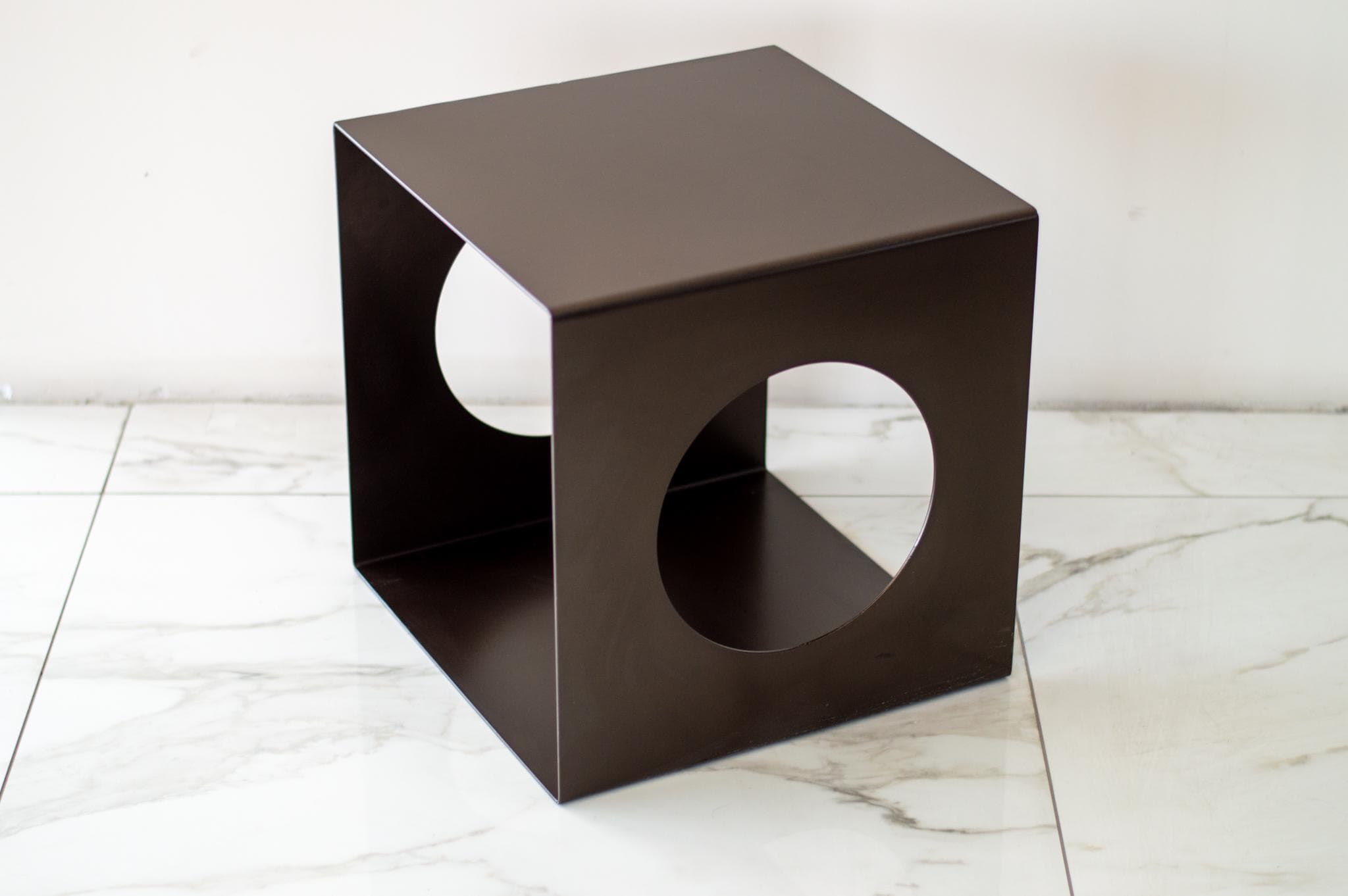 Minimalist Steel Cube Coffee Table: Modern Modular Side Table