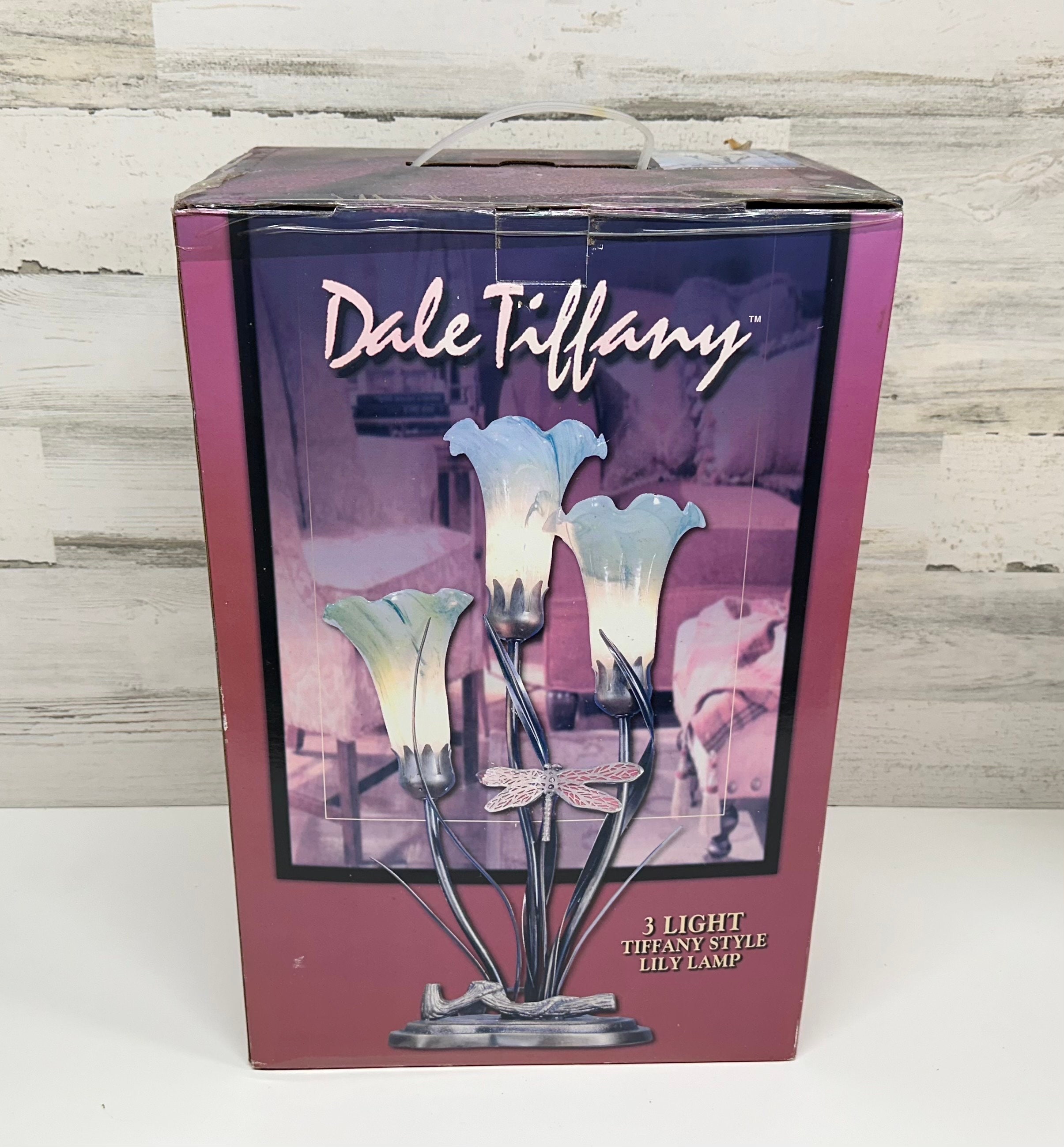 Vintage dale 2024 tiffany lamp shade