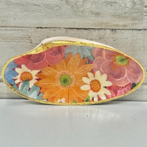 Shell Ring Dish Small Floral Jewelry Storage Tropical Jewelry Tray Boho Chic Jewelry Holder Coastal Floral Trinket Dish