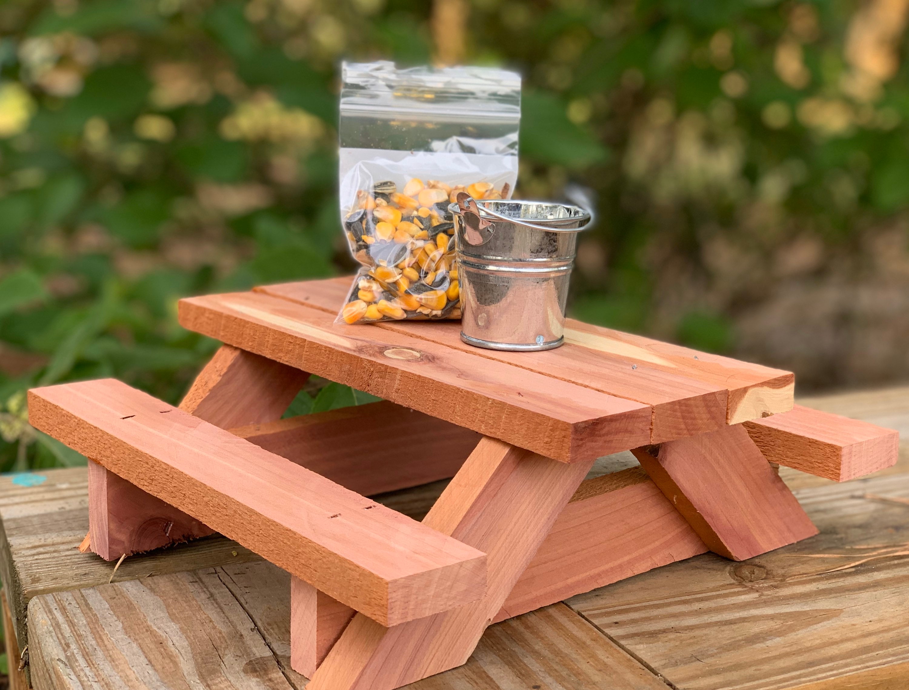 Fine Dining Squirrel Picnic Table Feeder Handmade Solid Wood w Mounting Hardware 