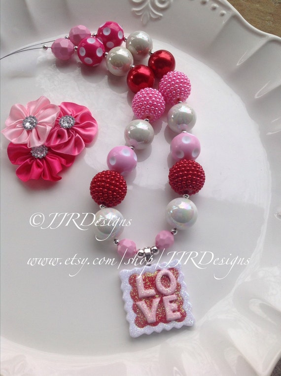 LOVE Girl Necklace- Red and Pink Chunky Necklace- LOVE Valentine Bubble Gum Necklace- Valentine's Day Necklace Il_570xn