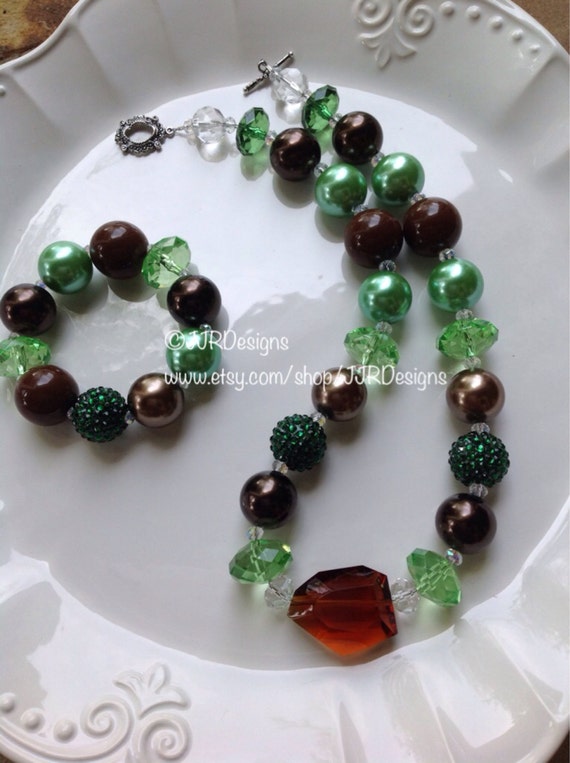 Green and Brown Necklace-Green Chunky Necklace- Bubble Gum Necklace- Brown and Green Necklace Il_570xn