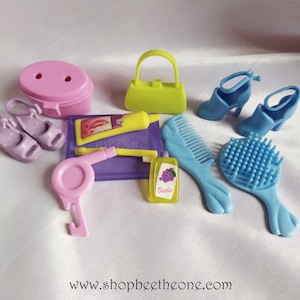 Barbie Fashion Avenue Accessories #56889 - Mattel 2002 - Accessories