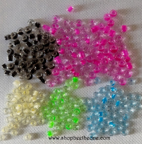 Lot De Perles De Rocaille D'occasion - Pour Création De Bijoux Et Loisirs Créatifs