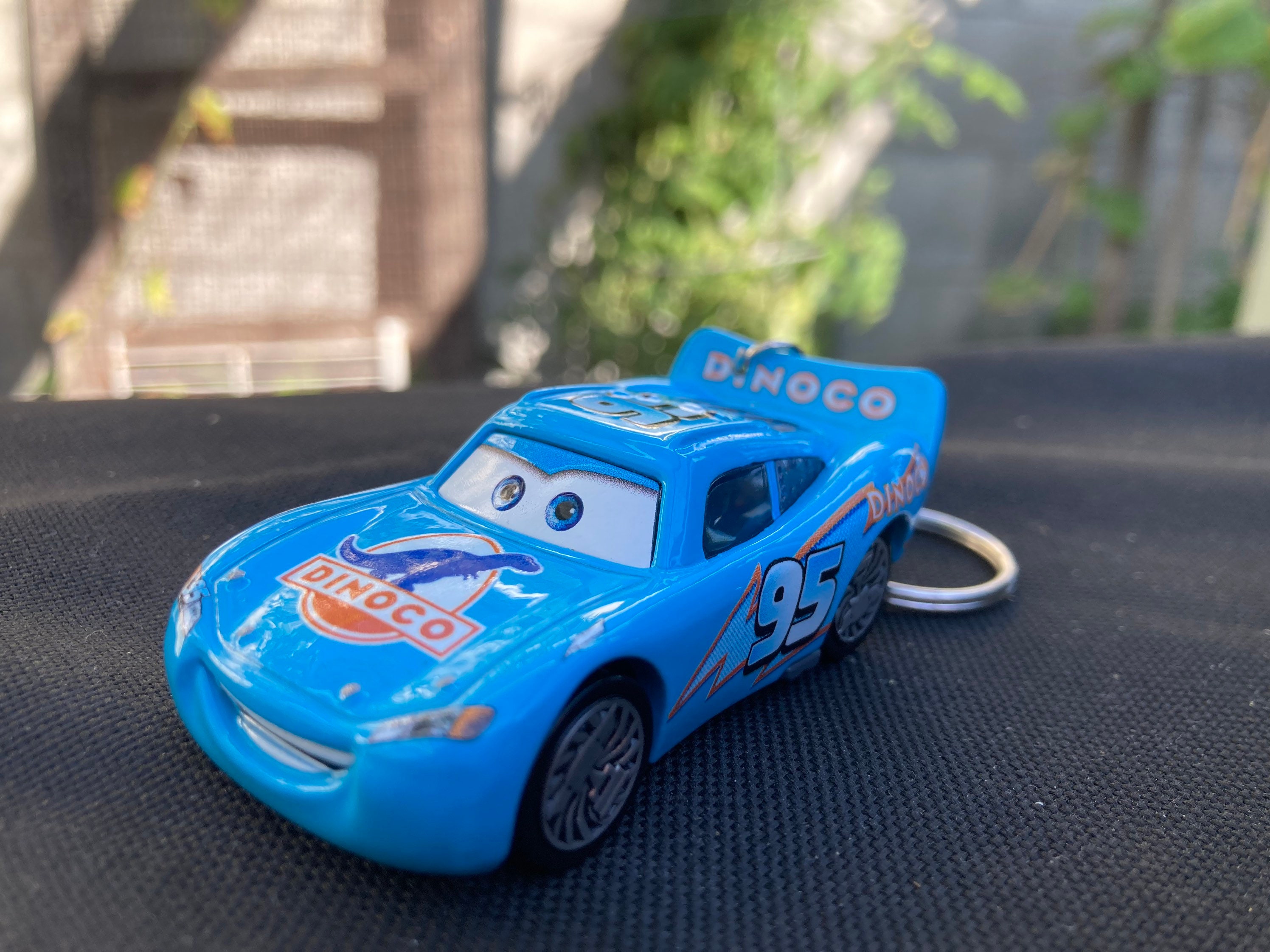 Disney CARS Lightning Mcqueen Keychain 