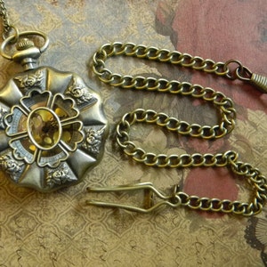 Vintage Key and Victorian Steampunk Retro Style Pocket Watch
