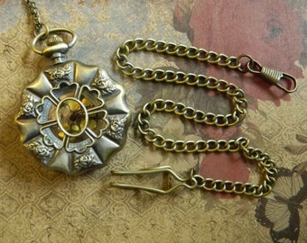 Vintage Key and Victorian Steampunk Retro Style Pocket Watch