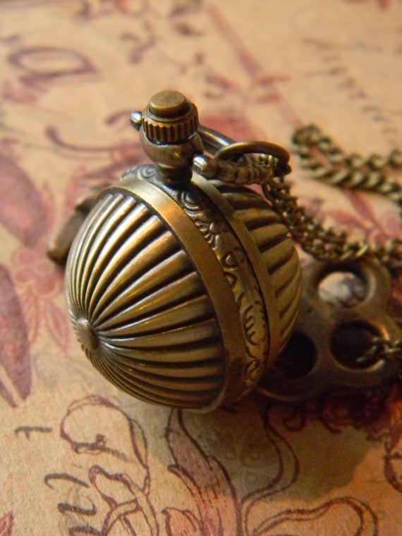 Vintage Key and Victorian Steampunk Style Sphere … - image 3