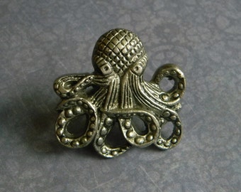Cast Iron Octopus Knob - Kraken Door Knob - Cast Octopus Cabinet Knob or Drawer Knob for Bureau - Nautical Style Knob