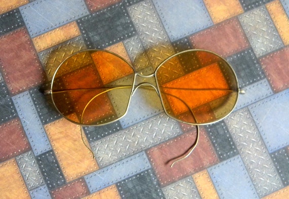 Rare Large Lens Amber Tinted Vintage / Antique Av… - image 1