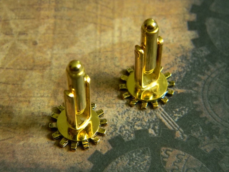 Handmade Cuff Link Costume Accent LARP. Bright Gold Tone Steampunk Style Costume Gear Cuff Link Set