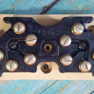 Fully Functional Vintage Terminal Block. Housed Circuit Connection Block. Steampunk and Maker Craft Design Part.