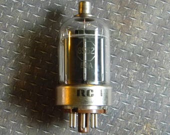 Parts: Functional Vintage Vacuum Tube. Nice Size for Steampunk Crafting or Crafty Geekery. Mfg. by RCA Model #8552. Tested Good.