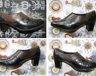 Unique NeoVictorian Steampunk Style Gentlewoman's Shoes. Curious Pattern. Vintage 1980's Heeled Loafer.