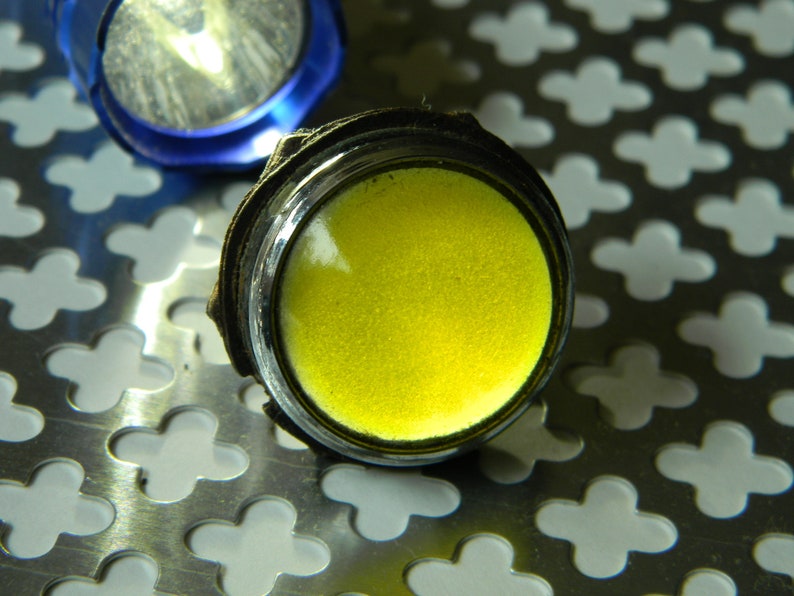 Beautiful Material for Makers and Crafty Steampunk Designers. Deep Yellow Glass Domed Lamp Cover Lens Pilot Indicator Lamp Cover Jewel