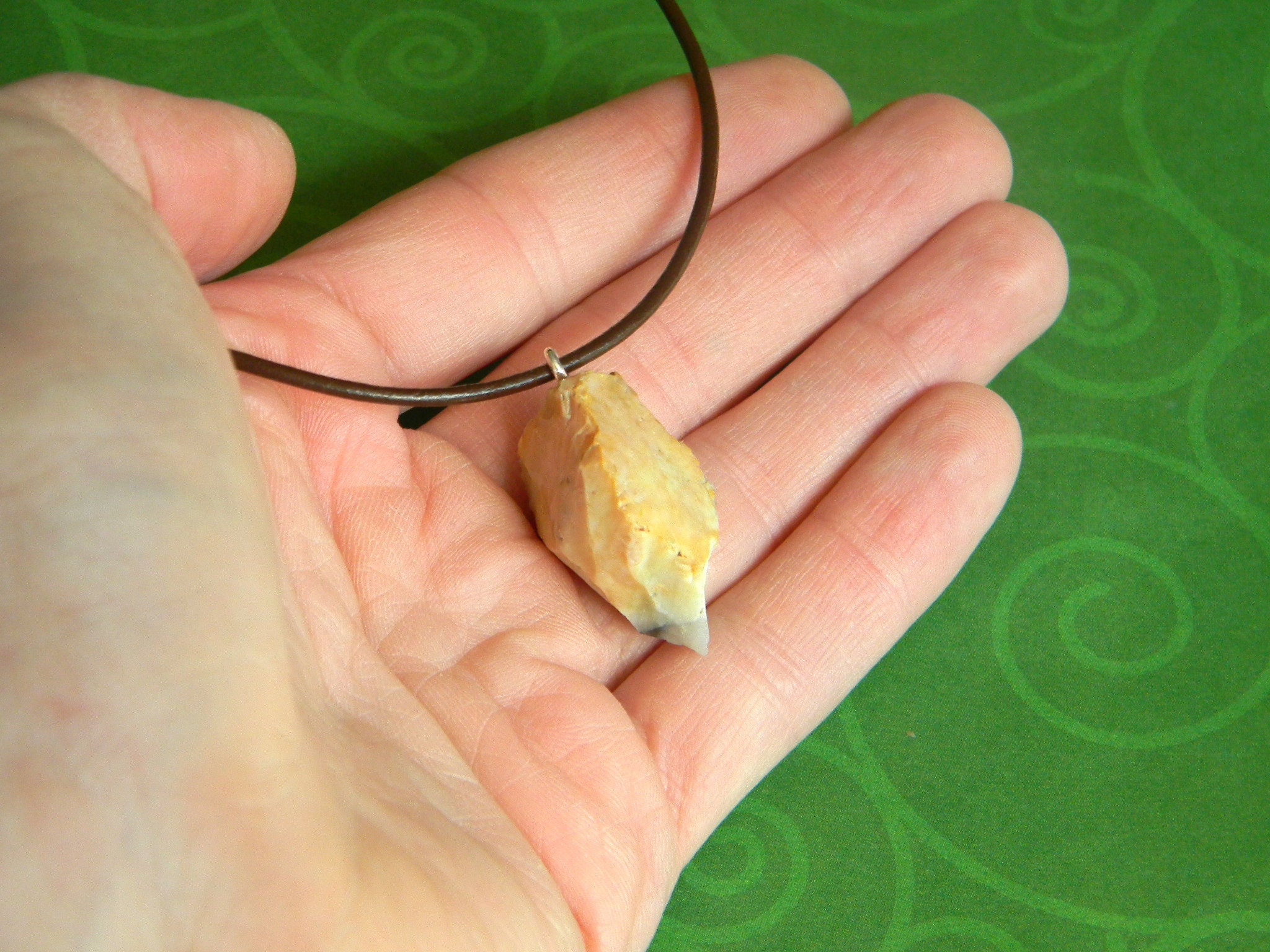 Beautiful Crystal Point Awl Artifact Pendant. Native American Origin ...