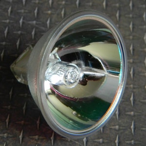 Coole Vintage Filmprojektor Lampe Birne - Bastelteile - New Old Stock Sylvania EJL 200W 24V