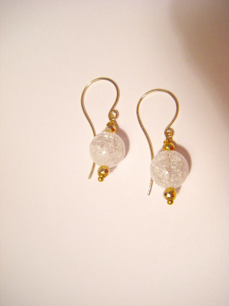 Earring Mountain Crystal round broken gold pyrite