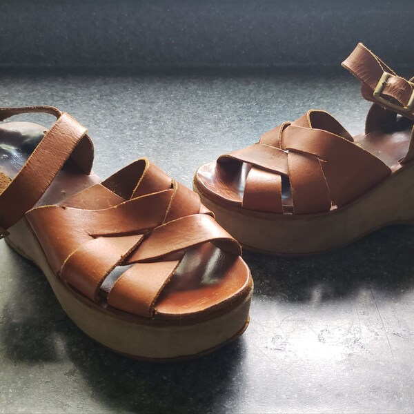 70s style platform sandals