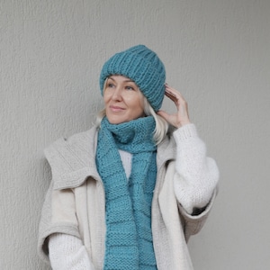 Chunky Knitted Hat and Scarf, Women Set of Scarf and Hat, Chunky Knit ...