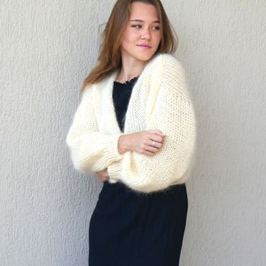Cropped Cream Fluffy Mohair Cardigan, Wedding Open Front Cardigan, Loose Knit Fuzzy Sweater, Sweaters for women, XXL Plus Size Womens Cover