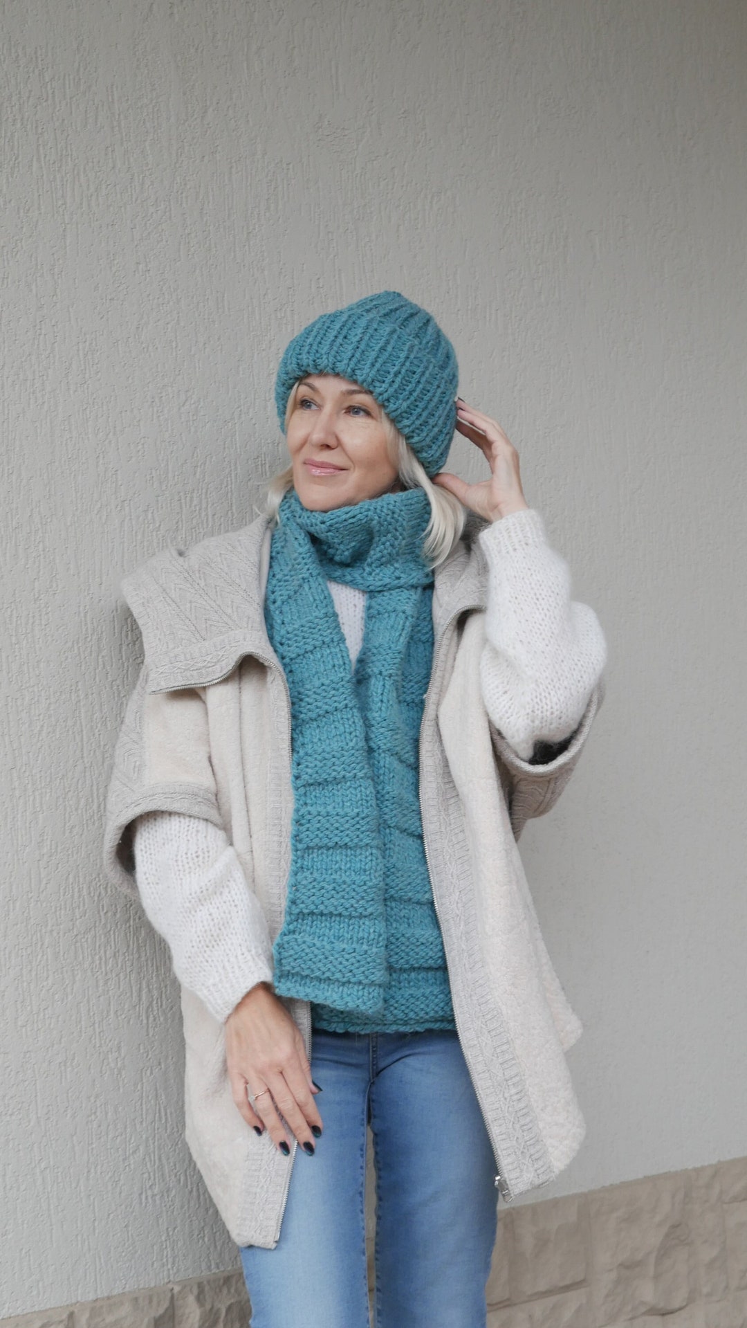 Chunky Knitted Hat and Scarf, Women Set of Scarf and Hat, Chunky Knit ...