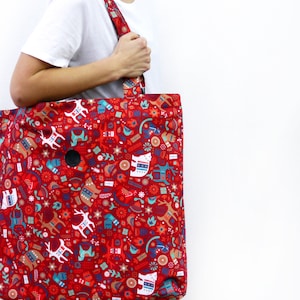 Große Schultertasche Winter Folk Psiakrew, voluminöse bunte Tasche