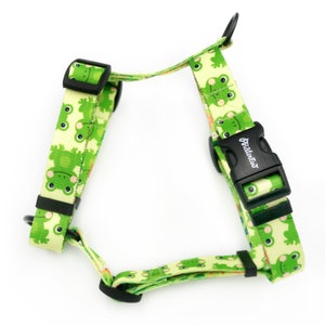 Small Harness for Dog, Green Frogs Psiakrew 2 cm 0.78 "  tape width, Guard Harness, small dogs, puppies