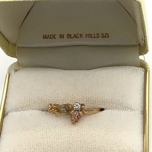VTG 10K Black Hills Gold Diamond and Three Leaves Ring SZ 6 Landstrom’s
