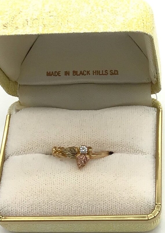 Vtg. Landstrom 10K Black Hills Gold Pendant & Chain 1… Gem