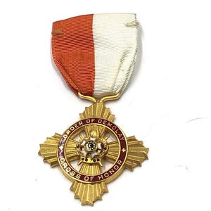 Order Of DeMolay Cross of Honor Medal Award Freemason Youth Ruby Enamel Vintage Ruby Pearl cabachon.