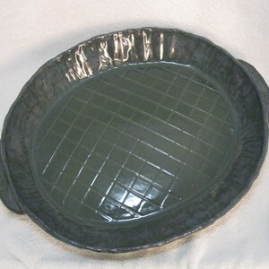 Large handmade, ceramic stoneware baking dish. 18&quot; x 13&quot; x 2 1/2&quot; Microwave, oven and food safe. Perfect for baking, display or gift giving.