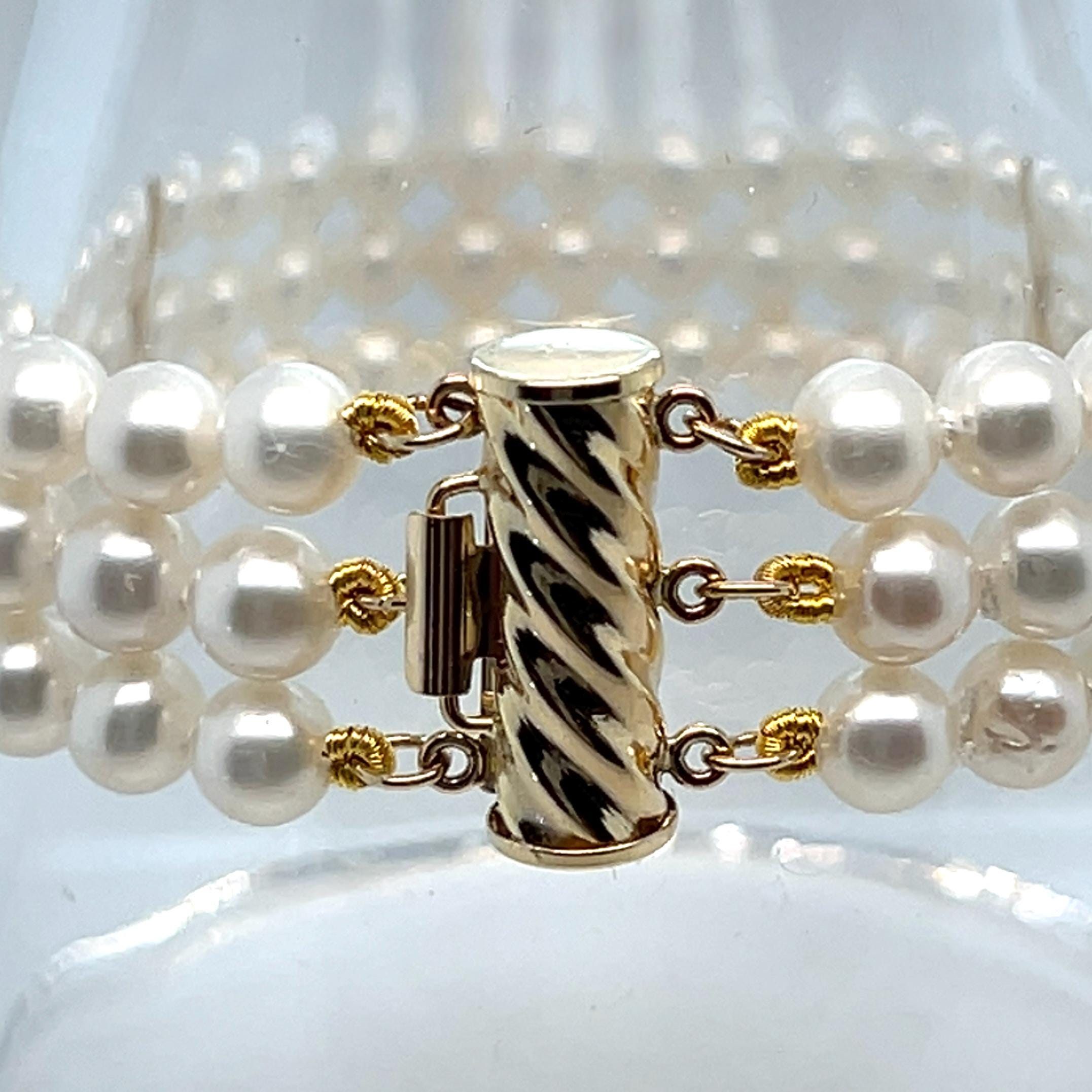 Bracelet 3 Rangs Perles De Culture Or 18K Avec Saphirs Et Diamants