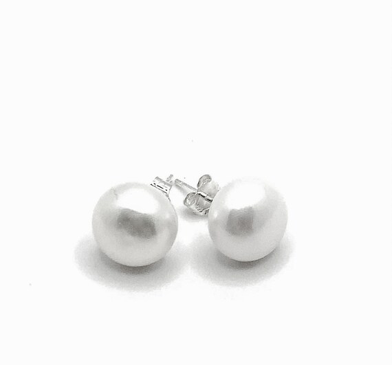Best pearl deals stud earrings