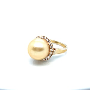 Golden South Sea Pearl Ring — Vintage — Light Golden South Sea Pearl Ring — Size 5.5 — Golden Band Silver —  Slightly Bumpy