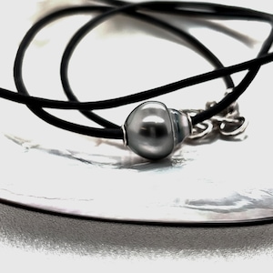 Tahitian Pearl and Leather Necklace 20 Inches Long Plus a 2 Inch Extension Chain—Men’s or Women’s Tahitian Pearl Pendant